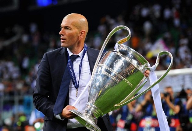 zidane pha loi nguyen tai champions league nguoi sinh ra de vi dai