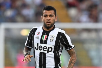 Chấm dứt hợp đồng với Juventus, Dani Alves đạt thỏa thuận tới Man City