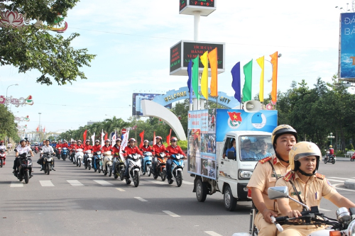 Khởi động cuộc thi 'Thanh niên với văn hóa giao thông 2017'