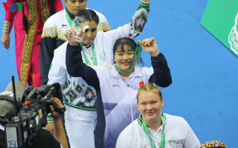 co nang be bu gianh hcv aimag nga re tu judo den kurash