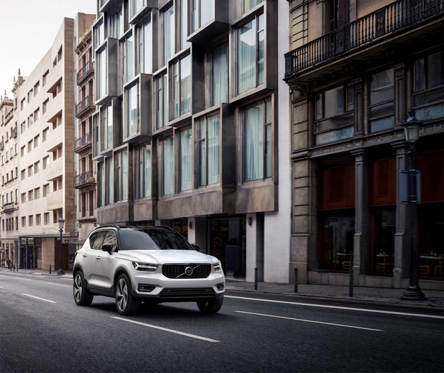 xc40 mau suv nho nhat cua volvo