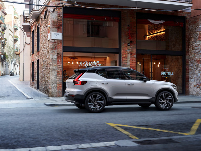 xc40 mau suv nho nhat cua volvo