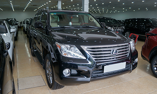 Lexus LX570 đời 2008 giá gần 2,5 tỷ - 'vua' giữ giá ở Việt Nam