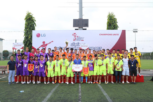 lg tien phong tao san choi phong trao dang cap voi multiv cup 2017