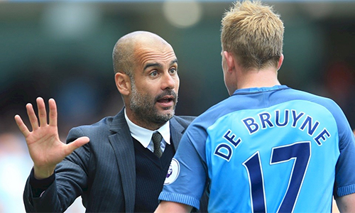 guardiola muon giup de bruyne sanh ngang messi