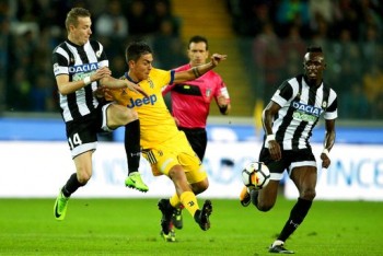 Chơi thiếu người, Juventus vẫn hủy diệt Udinese với tỷ số tennis