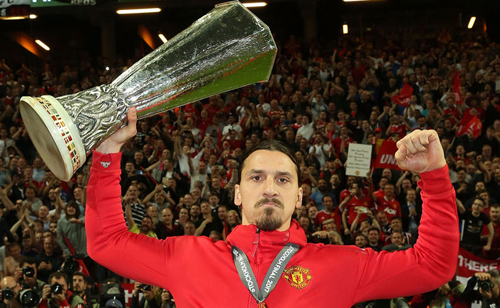 Siêu cò Mino Raiola chờ đợi Ibrahimovic trở lại và lợi hại hơn xưa