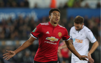 Jesse Lingard lập cú đúp, MU thắng dễ Swansea