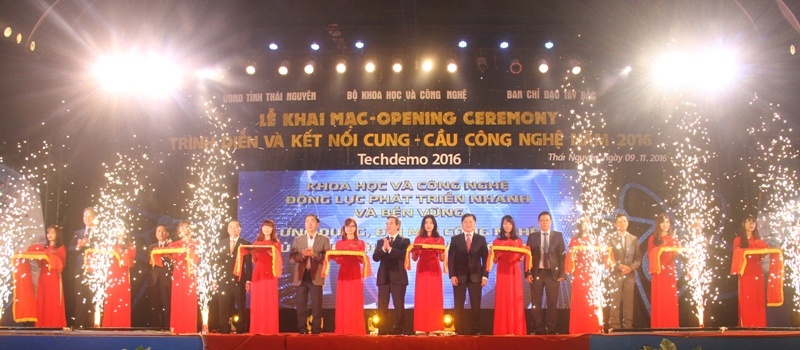 khai mac su kien trinh dien va ket noi cung cau cong nghe nam 2016