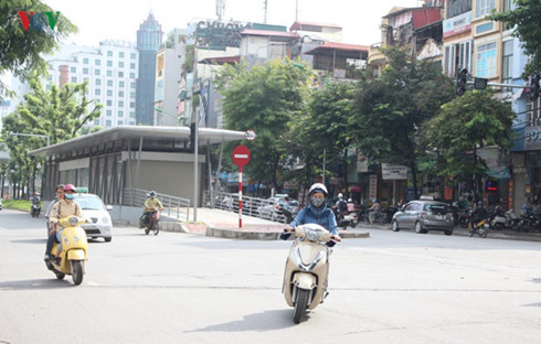 ha noi chuan bi van hanh tuyen buyt nhanh brt yen nghia kim ma