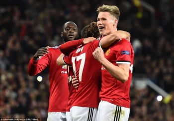 MU 2-0 Benfica: Hai quả phạt đền, một pha 