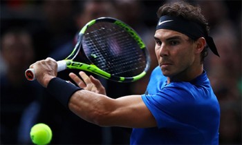 Nadal nén đau, vào tứ kết Paris Masters