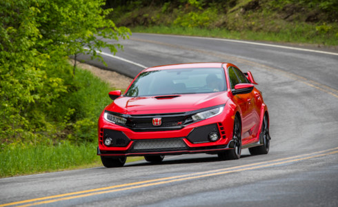 Honda Civic Type R 2018 tăng nhẹ 4,4 triệu đồng