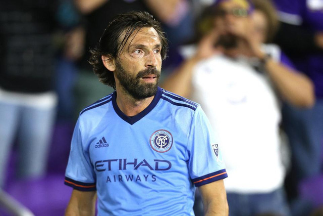 Pirlo chính thức giã từ sự nghiệp cầu thủ