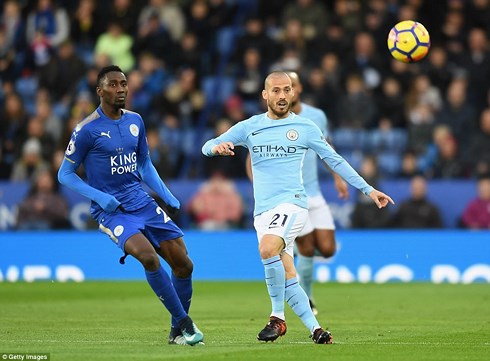 Hạ gục Leicester, Man City tạo chuỗi 10 trận thắng liên tiếp