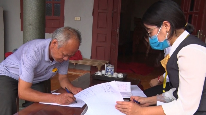 Phổ Yên chi trả trên 17 tỷ đồng cho người hưởng lương hưu, trợ cấp xã hội tại nhà