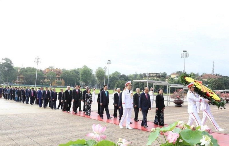 Lãnh đạo Đảng, Nhà nước vào Lăng viếng Chủ tịch Hồ Chí Minh lanh dao dang nha nuoc vao lang vieng chu tich ho chi minh 78877