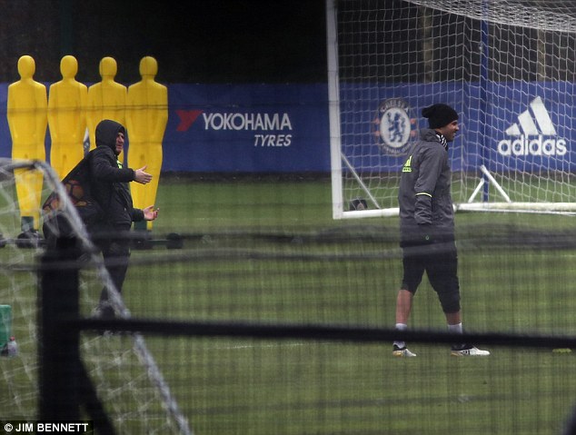 het noi loan diego costa doi mua tap luyen mot minh