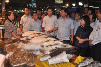 Bí thư Thăng: Không để băng nhóm tội phạm hoạt động trong chợ Bình Điền