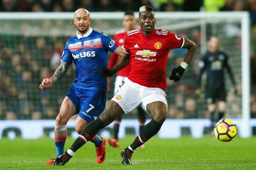 doi hinh tieu bieu vong 23 premier league pogba ruc sang