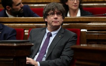 Tây Ban Nha kiên quyết ngăn cản ông Puigdemont về nước