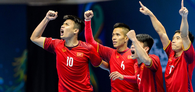 tuyen futsal viet nam tuyen bo se thang uzbekistan trong tran tu ket