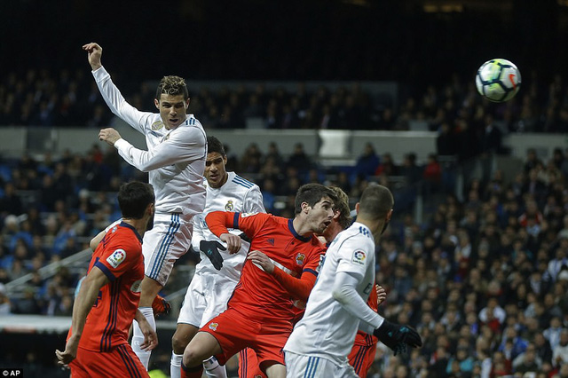 real madrid 5 2 sociedad cu hattrick cua cronaldo