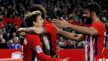 Griezmann lập hattrick, Atletico bám đuổi quyết liệt Barcelona