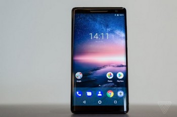 Nokia trình làng smartphone màn hình cong ấn tượng tại MWC 2018