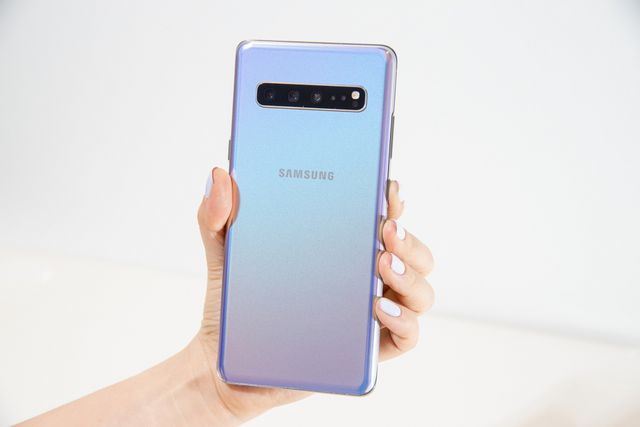 samsung trinh dien smartphone 5g dau tien tai mwc 2019