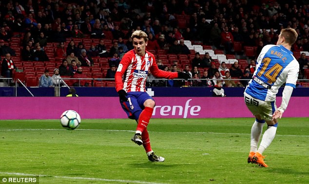 griezmann ghi 4 ban atletico chi con kem barcelona 4 diem