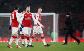 Arsenal sẽ rơi vào tình cảnh của MU?