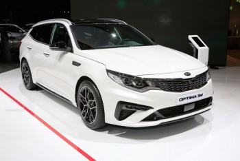 Kia Optima được trang bị động cơ hoàn toàn mới