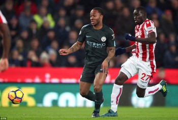 Stoke 0-2 Man City: Silva thăng hoa rực rỡ