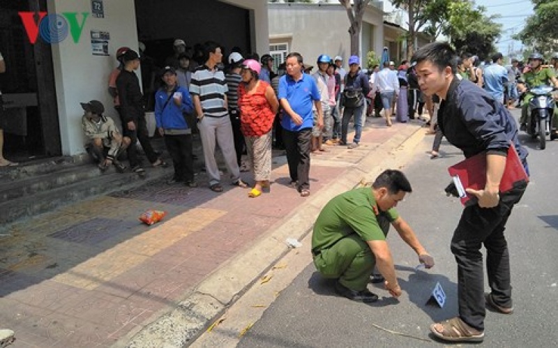 ban chet nguoi tai quan bida