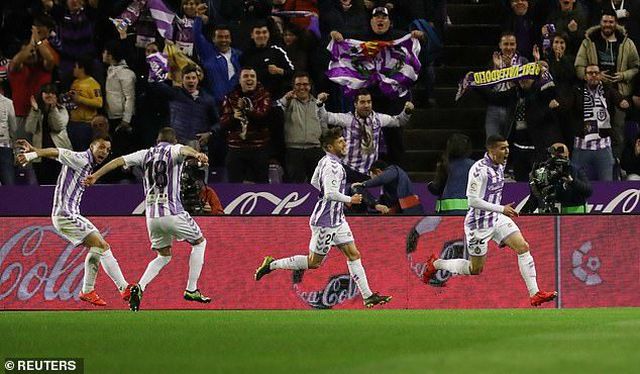 casemiro nhan the do real madrid van thang dam valladolid