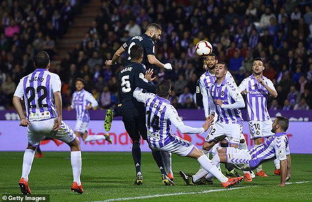 casemiro nhan the do real madrid van thang dam valladolid