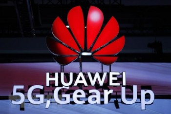 Tổng thống Trump ký ban hành luật cấm công ty Mỹ mua thiết bị Huawei