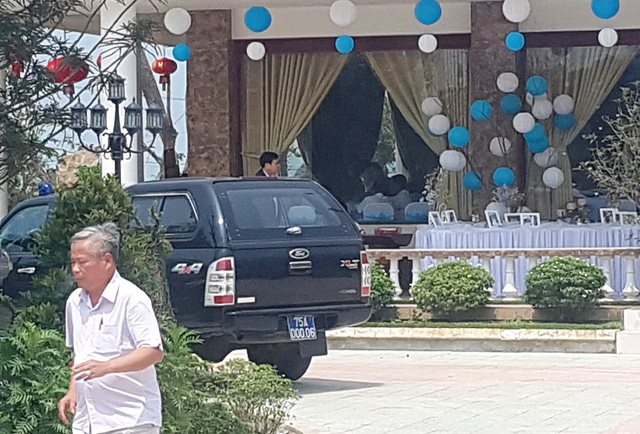 Ủy ban Kiểm tra Tỉnh ủy vào cuộc xác minh xe biển xanh đến đám cưới uy ban kiem tra tinh uy vao cuoc xac minh xe bien xanh den dam cuoi