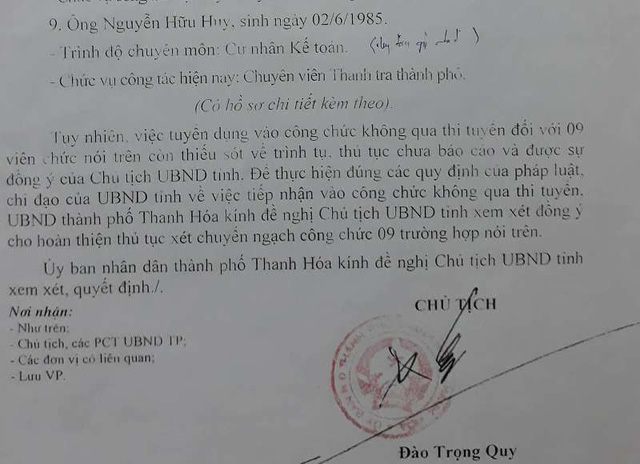 thanh pho thanh hoa xe rao xet hang loat cong chuc khong qua thi tuyen