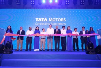 Tata Motors và cú bắt tay 