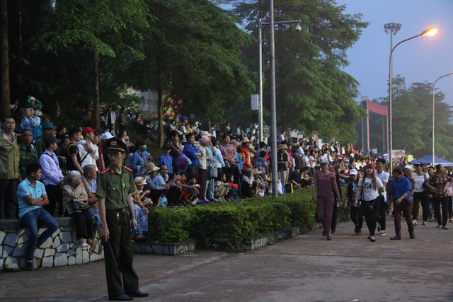 thu tuong nguyen xuan phuc dang huong tuong nho cac vua hung