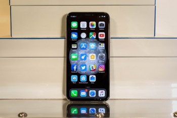 Apple cũng "thất vọng" với doanh số của iPhone X