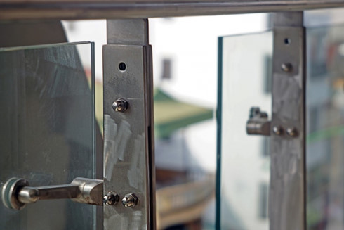 Vì sao ga đường sắt Cát Linh - Hà Đông “thiếu” đinh ốc, bu lông? vi sao ga duong sat cat linh ha dong thieu dinh oc bu long