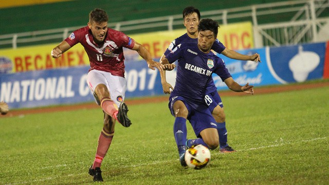 binh duong thang dam sai gon fc o vong 10 v league