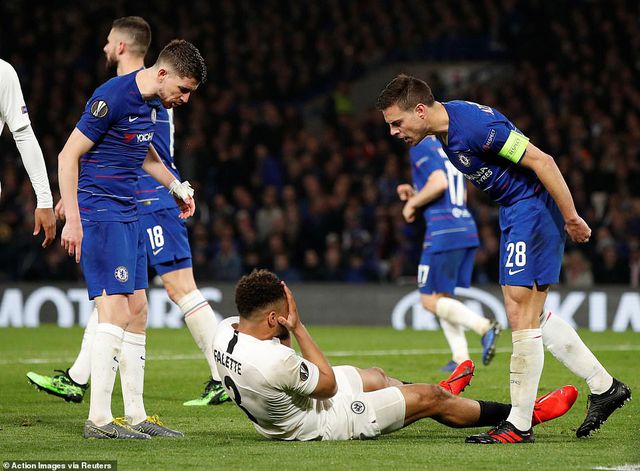 dau sung nghet tho chelsea vao chung ket europa league