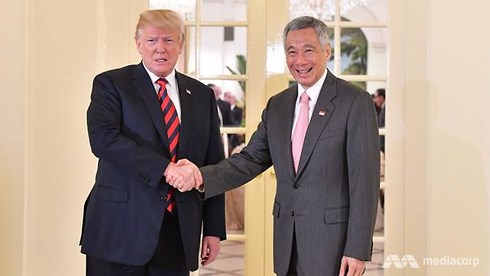 ong trump doi thoai voi thu tuong singapore ve thuong dinh my trieu