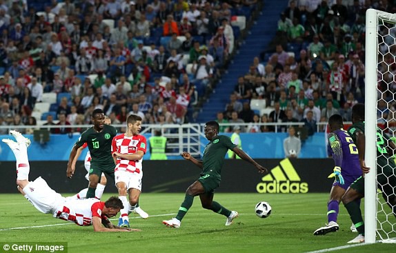 croatia 2 0 nigeria modric lap cong