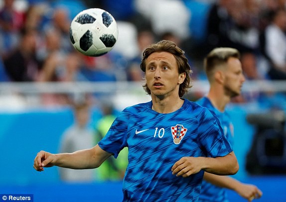 croatia 2 0 nigeria modric lap cong