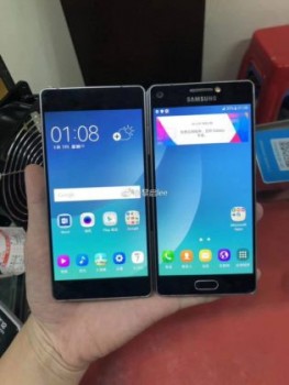 Smartphone có thể gập được của Samsung khiến nhiều người thất vọng